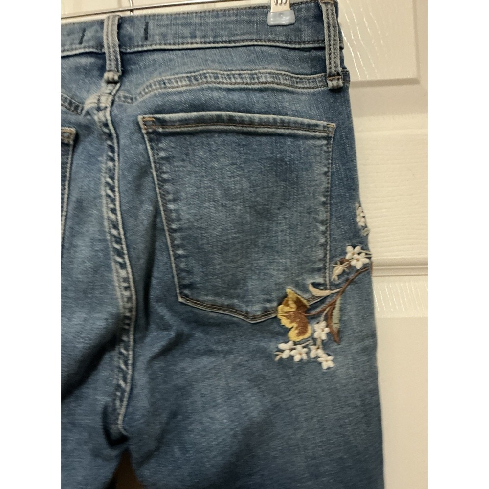 Abercrombie & Fitch Super Skinny Ankle High Rise Star Embroidered 4/27‎ Distress - Picture 4 of 10